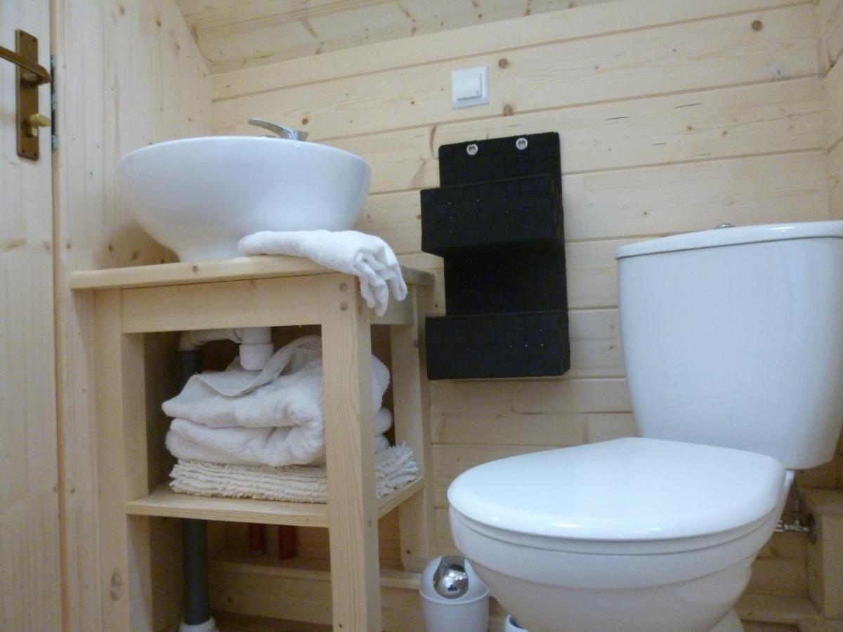 Les Cabanes De Kerellou Plouigneau Exteriör bild