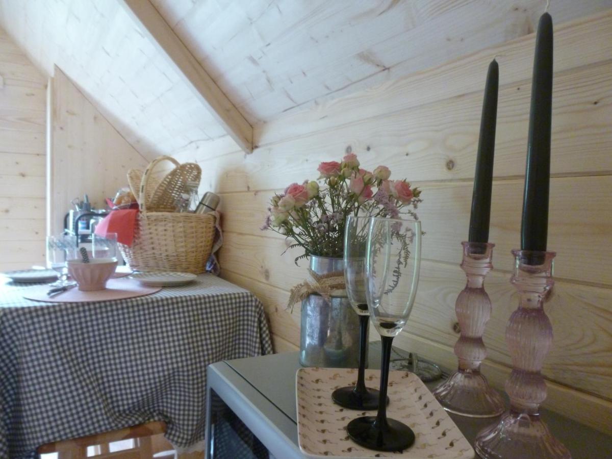 Les Cabanes De Kerellou Plouigneau Exteriör bild